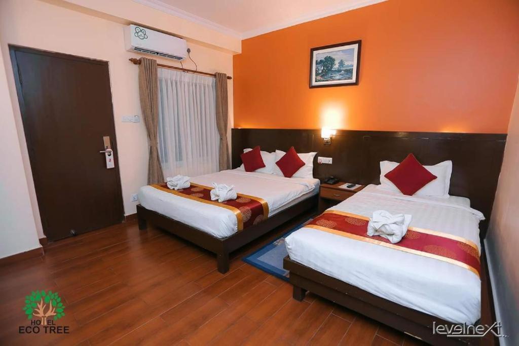 Hotel Eco Tree โพคารา ภายนอก รูปภาพ